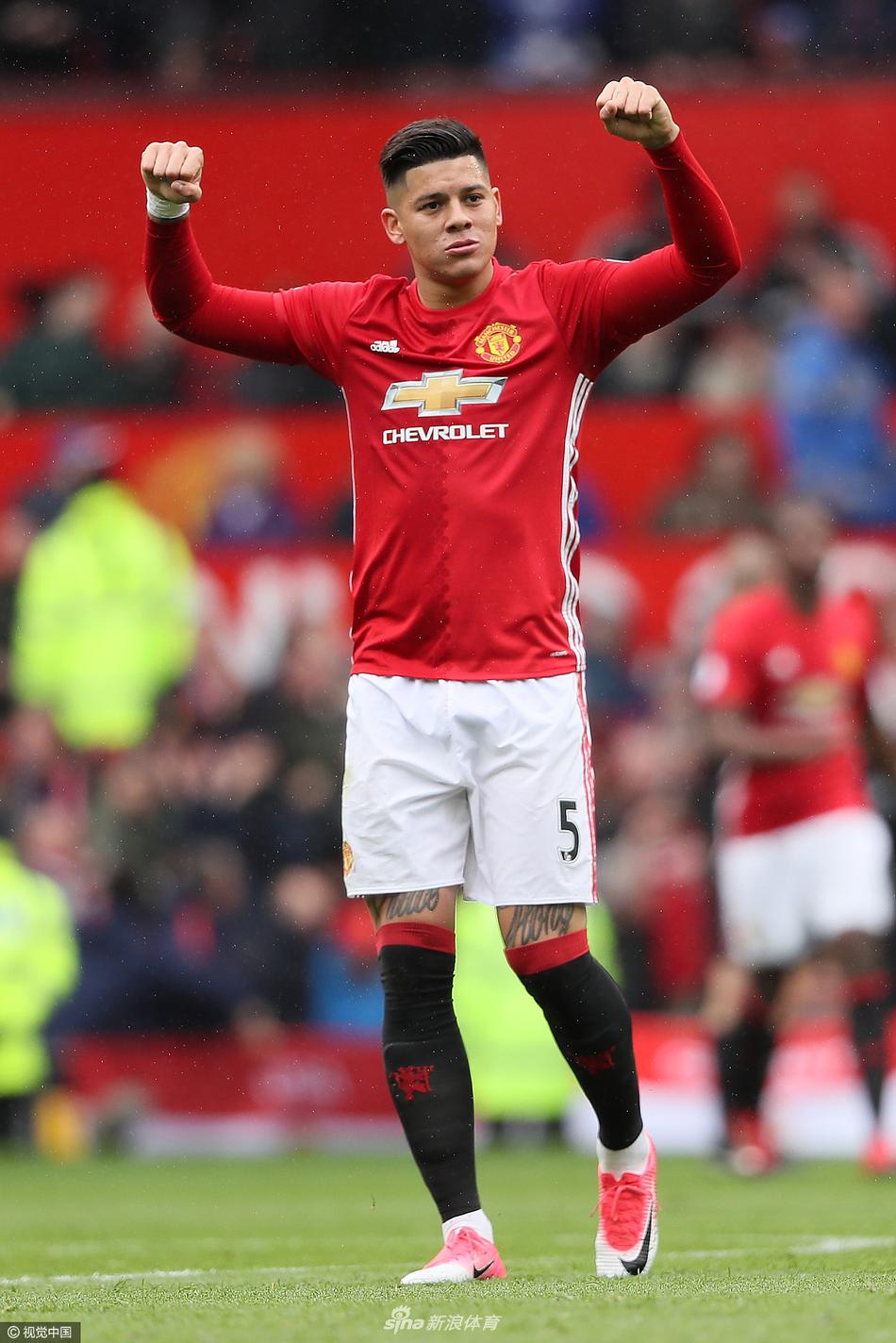 英超半场：勒温梅开二度，恩凯蒂亚造险，利兹联2-0水晶宫（英超半场战报：勒温双响，恩凯蒂亚造险，利兹联2-0领先水晶宫）