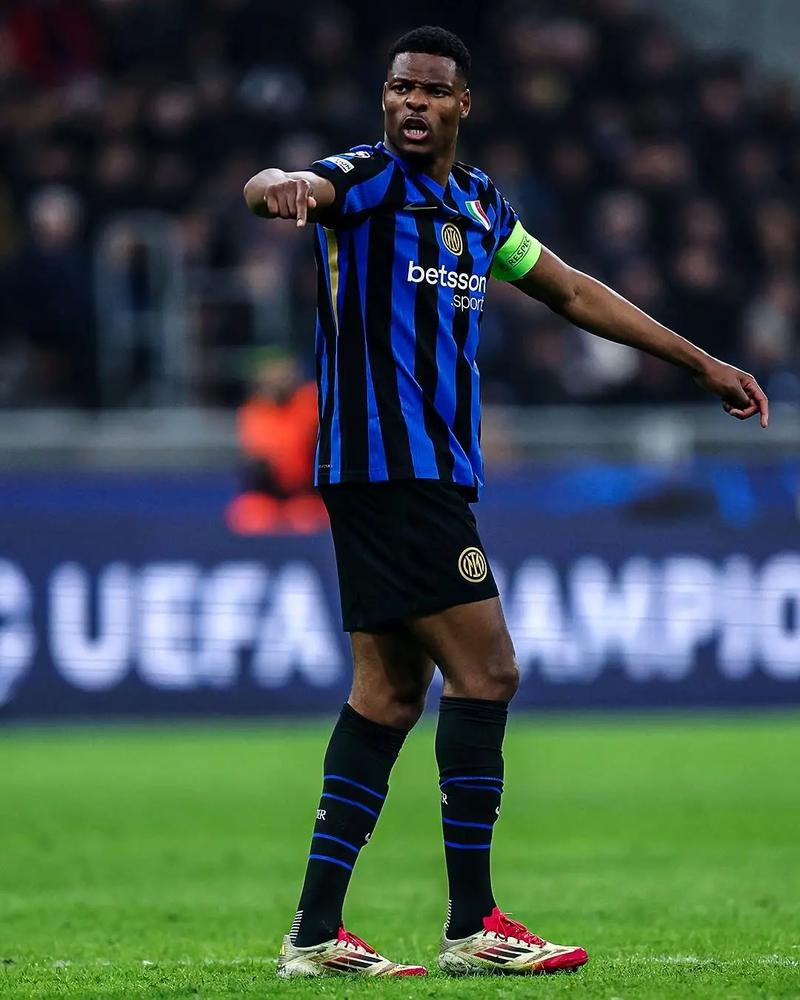 CS2 Major赛事赞助争议