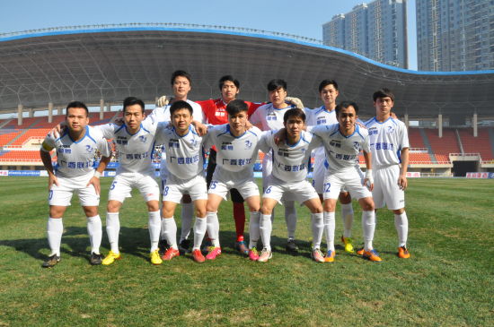 意甲半场：特拉莫尼点射破门，比萨暂1-0卡利亚里（半场战报：特拉莫尼点球建功，比萨暂以1-0领先卡利亚里）