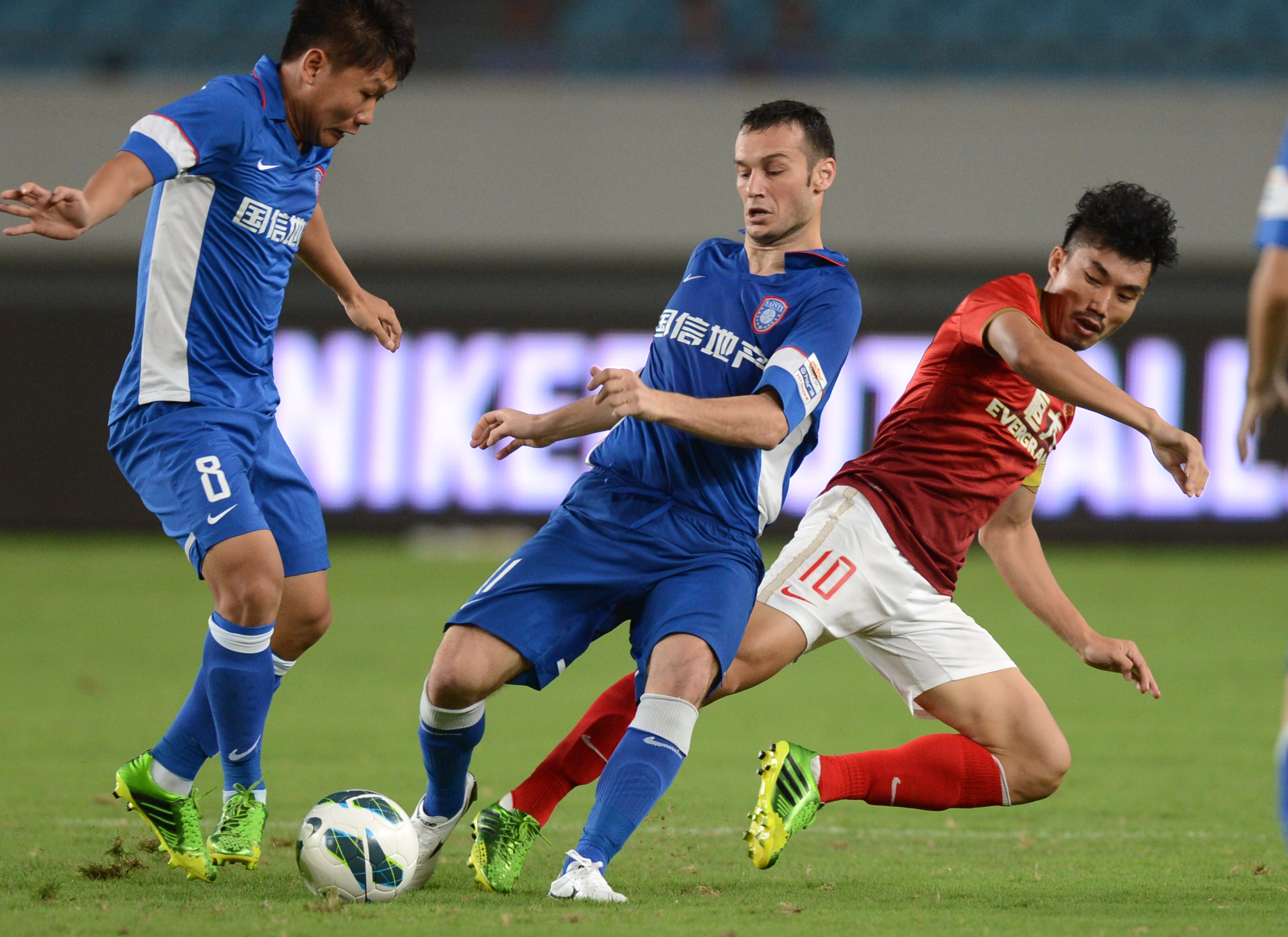 加纳主帅：对于塞门约，离开伯恩茅斯、迈出下一步是很自然的