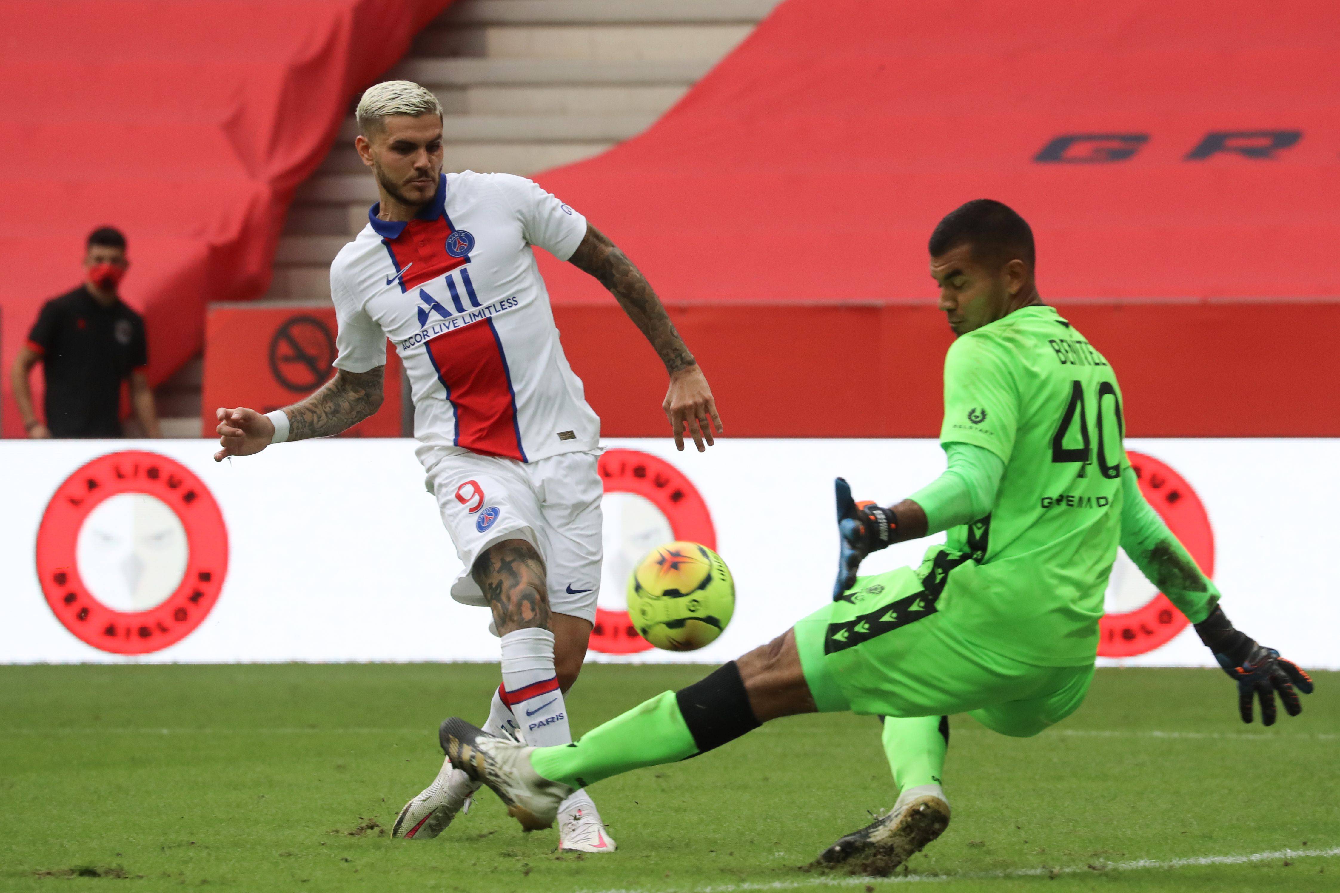 穆里尼奥：球员的比赛态度非常恶劣，我很想一口气换掉9个人（穆帅怒斥队员态度：真想一口气换下九人）