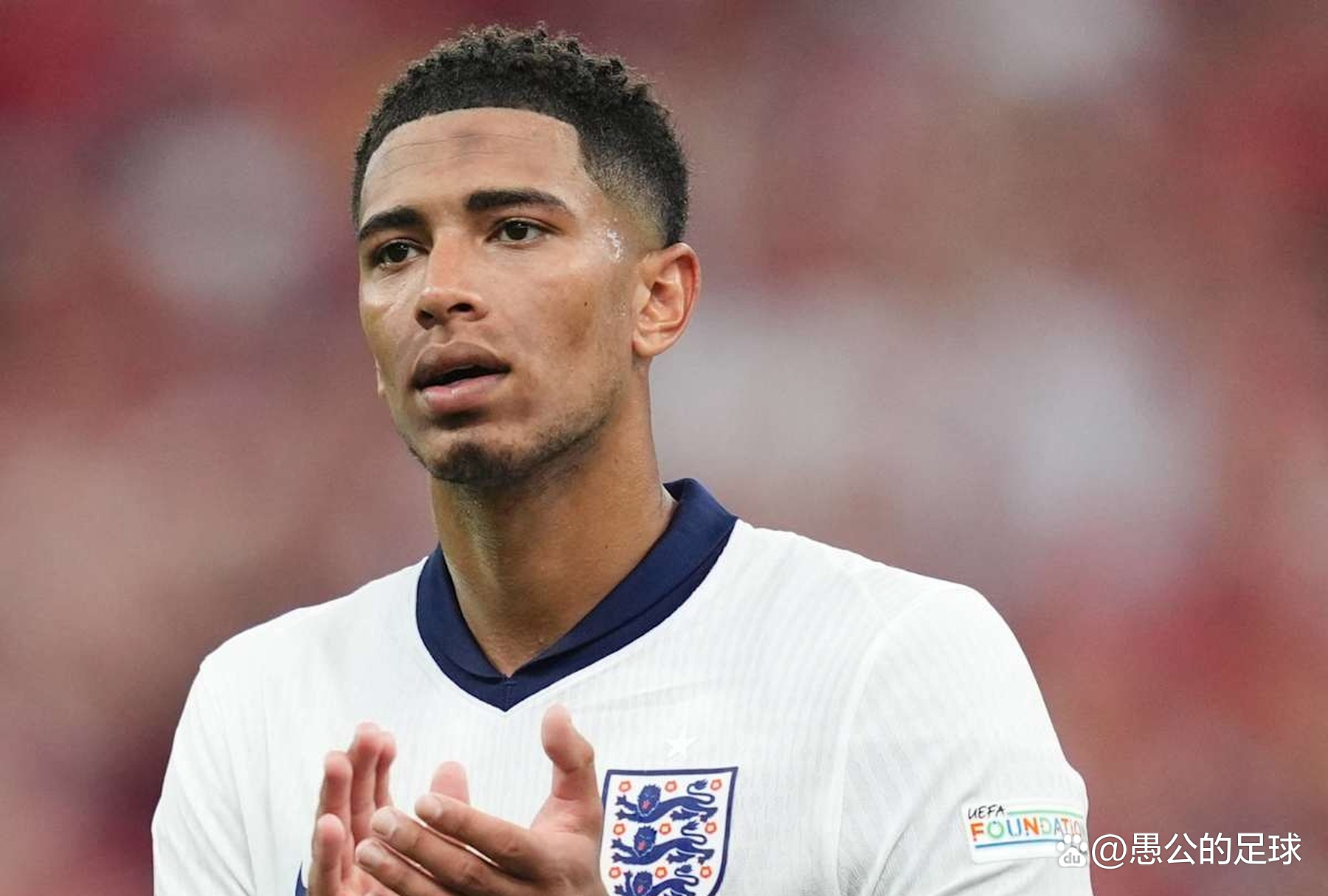 太阳报：厄德高有望在北伦敦德比中复出，哲凯赖什或因伤缺席（太阳报：厄德高有望赶上北伦敦德比，赖斯或因伤缺阵）