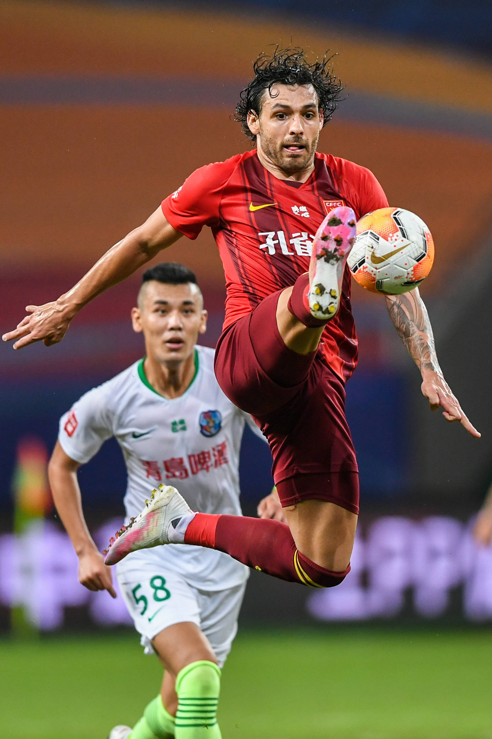 记者：阿隆索执教皇马后常与瓜帅交流；他可能不想小熊留队