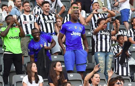 加纳乔回应转会切尔西：不后悔离开曼联