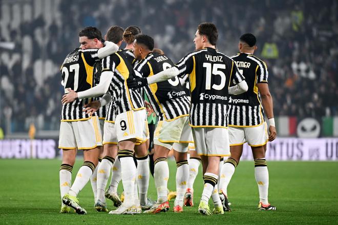 山东泰山主场收官：10胜3平2负，负成都申花，6-0国安&3-1海港