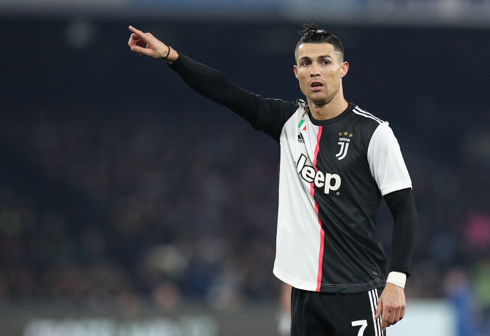 库尔图瓦：球队各方面都有提升，我在球队需要的时刻站了出来（库尔图瓦：球队全面进步，关键时刻我挺身而出）