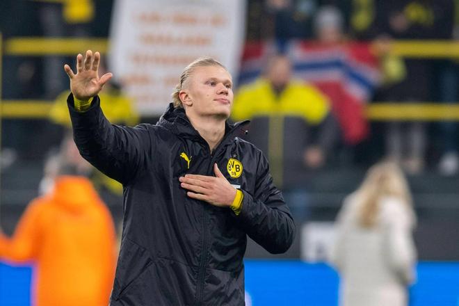 德天空：抗议警方进行裸体搜查，约500名科隆球迷提前离场（德天空：抗议警方脱衣搜查，约500名科隆球迷提前退场）