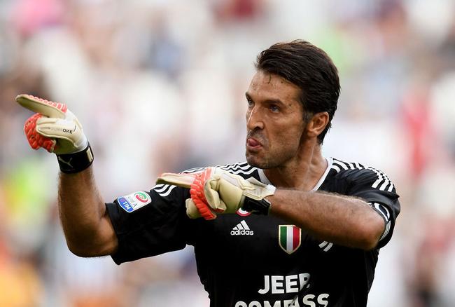 TA：球迷组织控诉FIFA抬高世界杯票价，影响残疾人观赛（TA：球迷团体指责FIFA推高世界杯票价，致残障人士观赛受影响）